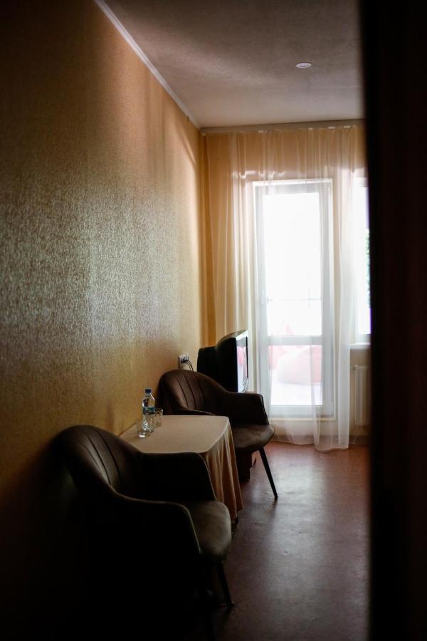 Hotel Acapulco à Pivdenne Extérieur photo